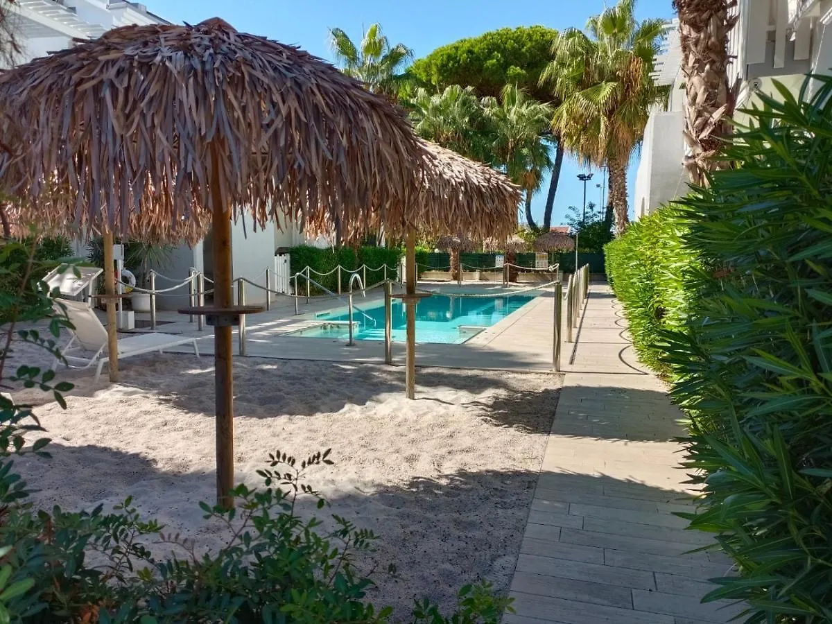 Appartamento Ville Del Mar 1-Carraro Immobiliare Jesolo Апартаменты Лидо-ди-Езоло